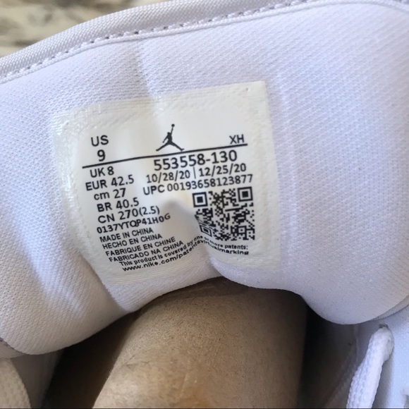 Men’s Nike Air Jordan 1 Retro Low "Triple White" - Picture 9 of 9